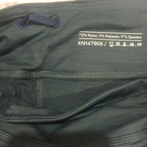 Outdoor Voices Pants - Outdoor Voices 3/4 TechSweat Leggings Outdoor Voices Pants - Outdoor Voices 3/4 TechSweat Leggings